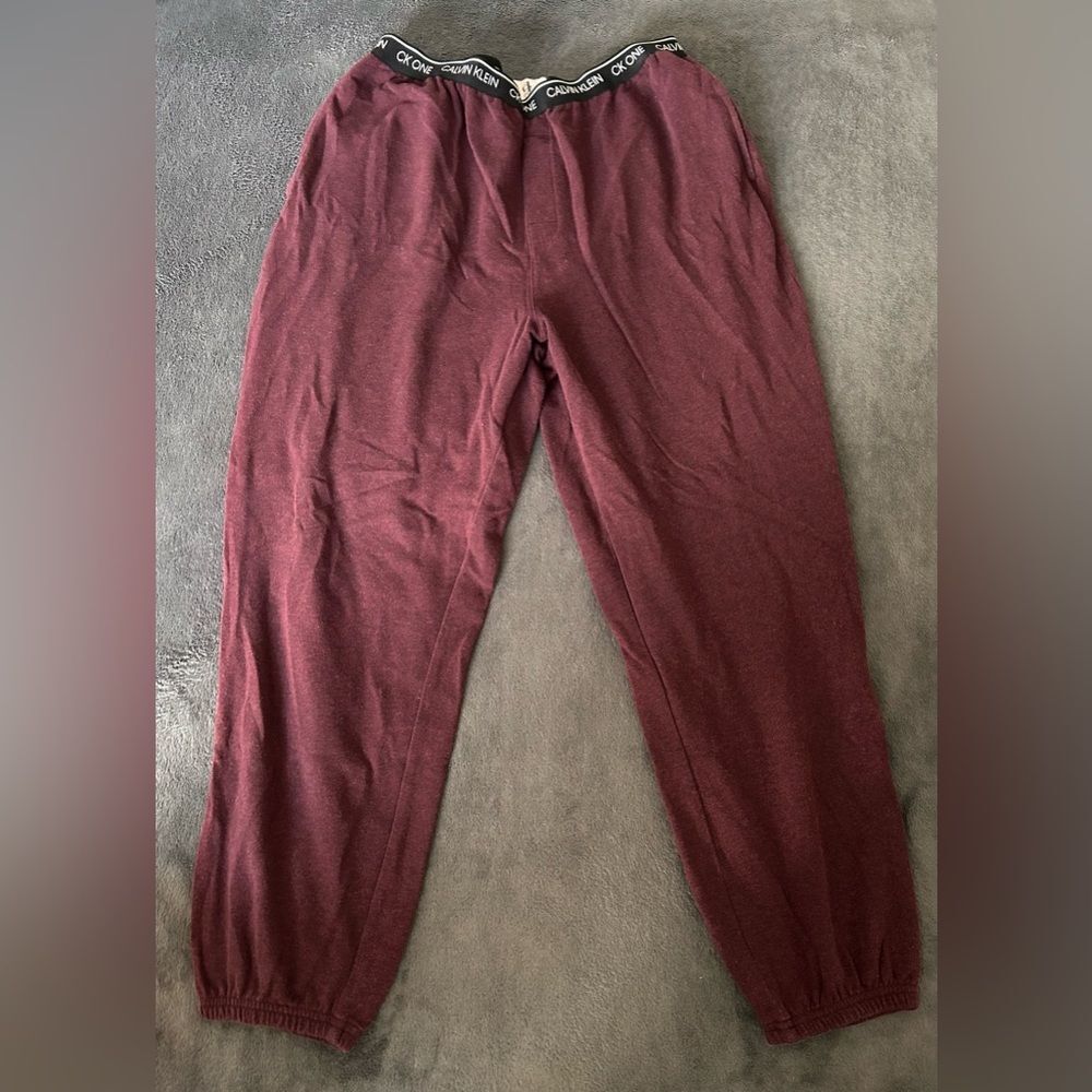 Men’s maroon Calvin Klein sweatpants
